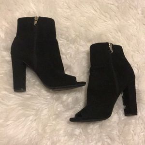 Black Bootie Heals